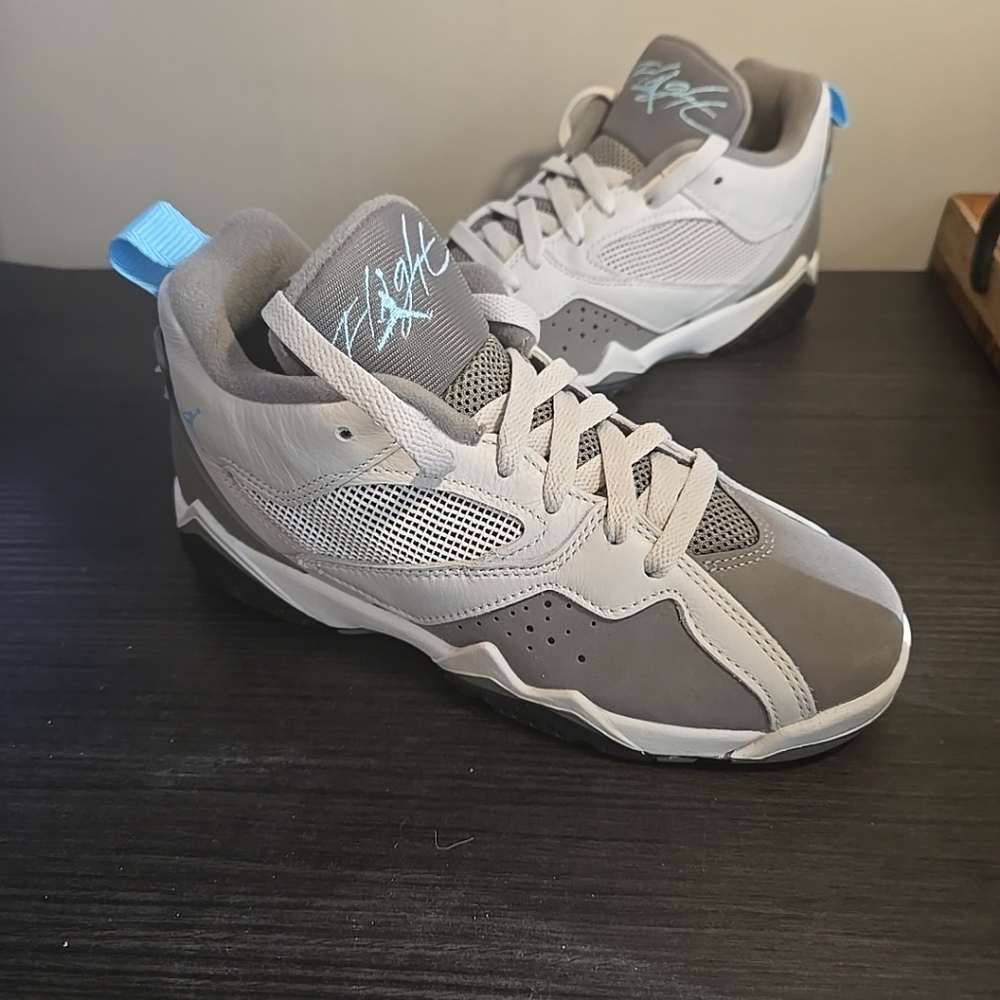 Jordan MVP 92 GS Photon Dust Blue Chill 4Y Youth Sneakers IH1404-014 New - Picture 9 of 9